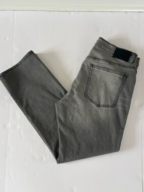 DL1961 Performance Men's Grey Avery Relaxed Straight Jeans 36x32